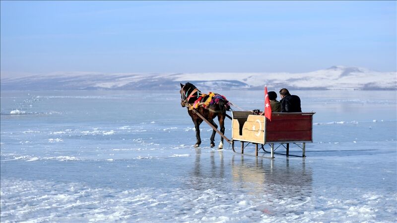 GÜNEY EKSPRESİ İLE KARS-VAN-ERZURUM TURU